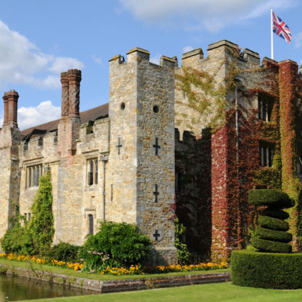 Tour Hever Castle and Chartwell with London Private Tours