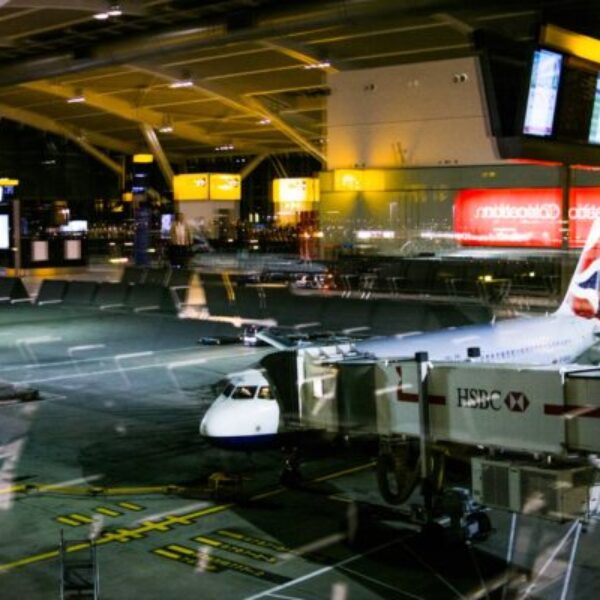 Transfer Tour between Heathrow Airport and London with London Private Tours
